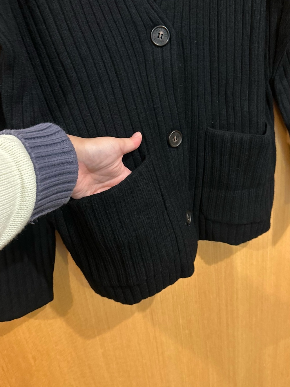 NWT Roots Bowen Rib Cardigan | Size S - Picture 5 of 7
